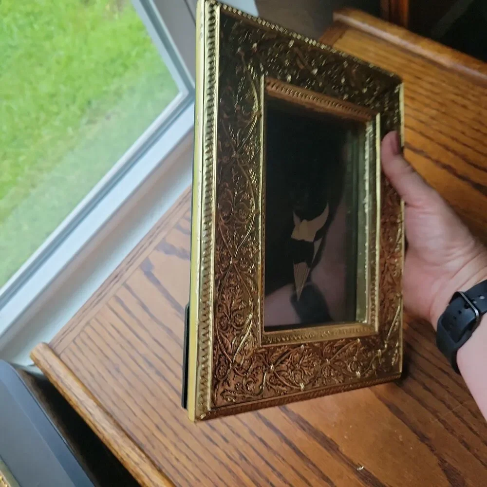 Regal resin rectangle
